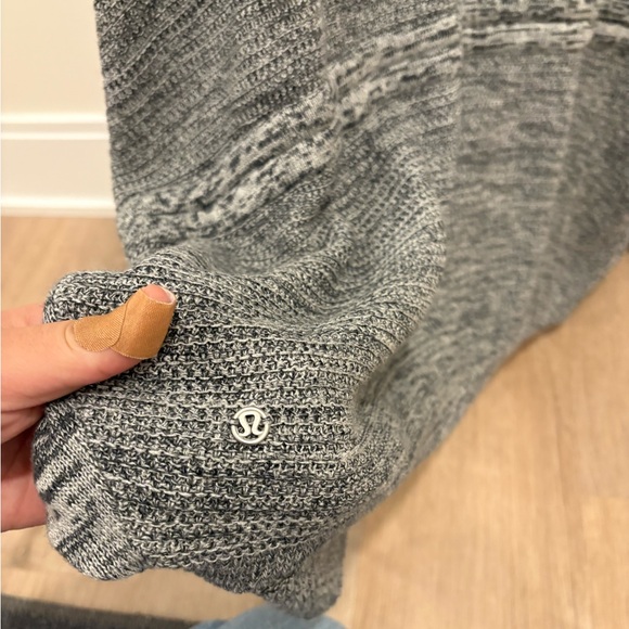 Lululemon Breeze Easy Wrap Cardigan Sweater - Picture 6 of 6